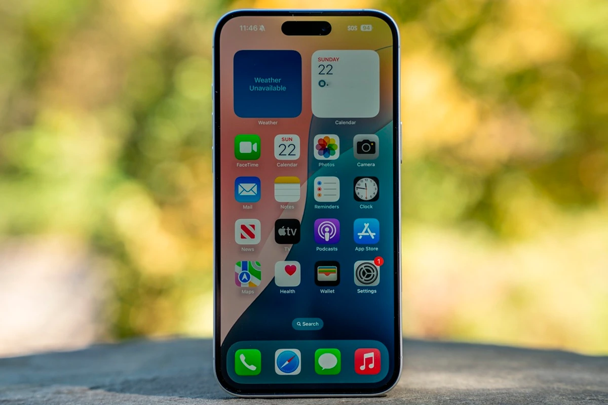 iPhone 16 Plus огляд