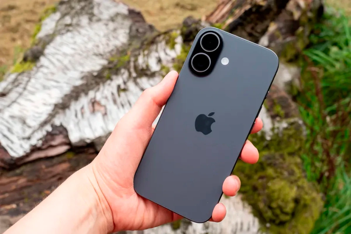 iPhone 17 огляд